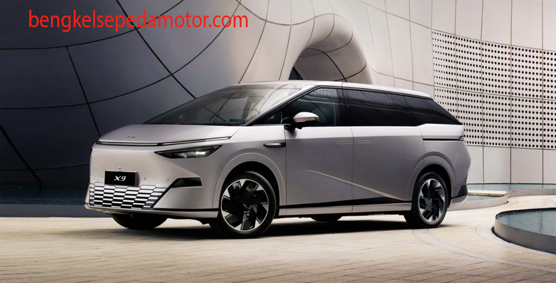 Kabar Terbaru Dunia Otomotif Awal 2025: Wacana Masuknya Mobil Listrik Xpeng