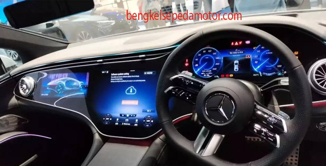 Interior Mobil Listrik Mercedes-Benz EQS Resmi Dijual di Indonesia: Kemewahan dan Teknologi Terkini